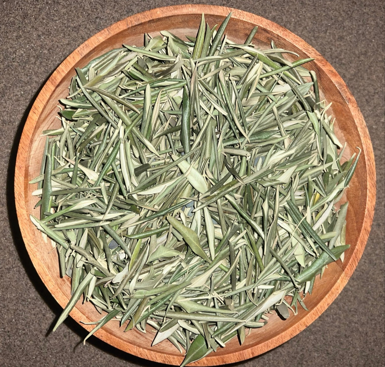 Dried Olive Leaf